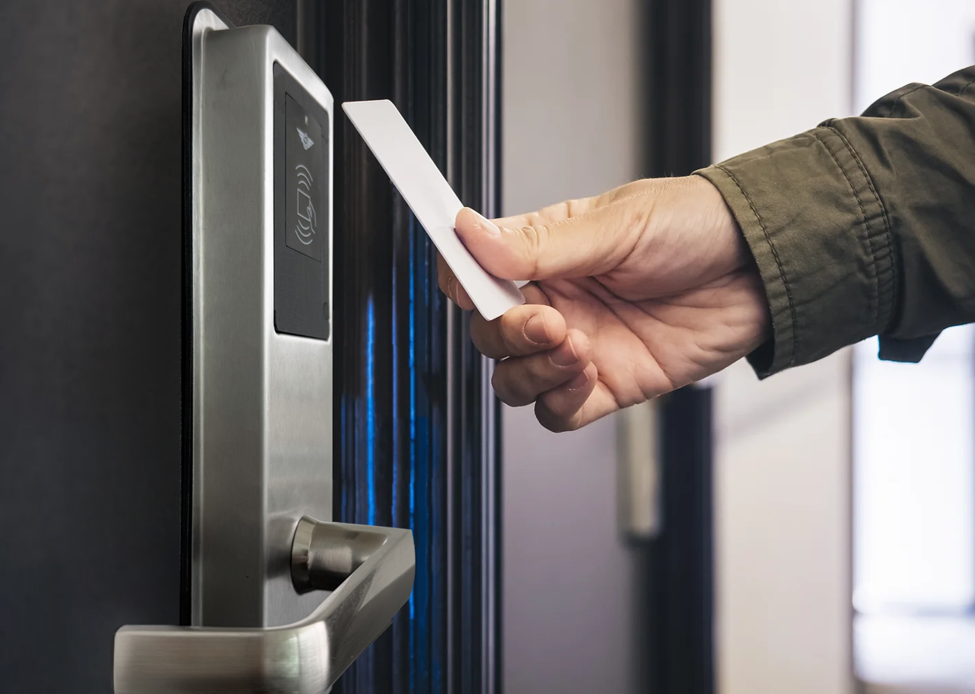 Card reader hardware